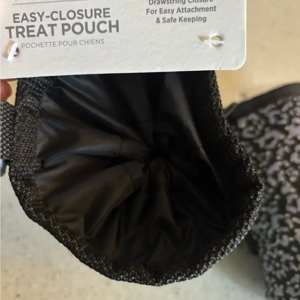 2 Training treat pouches for dogs by Top Paw, NWT